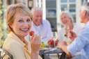 Nguyên tắc ăn uống lành mạnh cho người cao tuổi